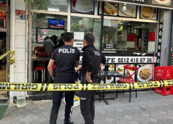 Dönerin fiyatını fazla bulunca büfeye ateş açtı