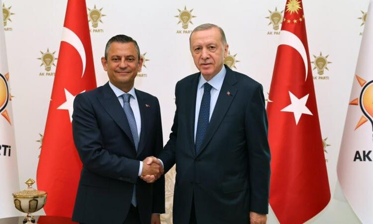 Özel'den Erdoğan'ın 'emekli zammı için 680 milyar lazım' sözlerine cevap 1 Erdoğan: CHP’ye gideceğim, Türkiye’nin buna ihtiyacı var