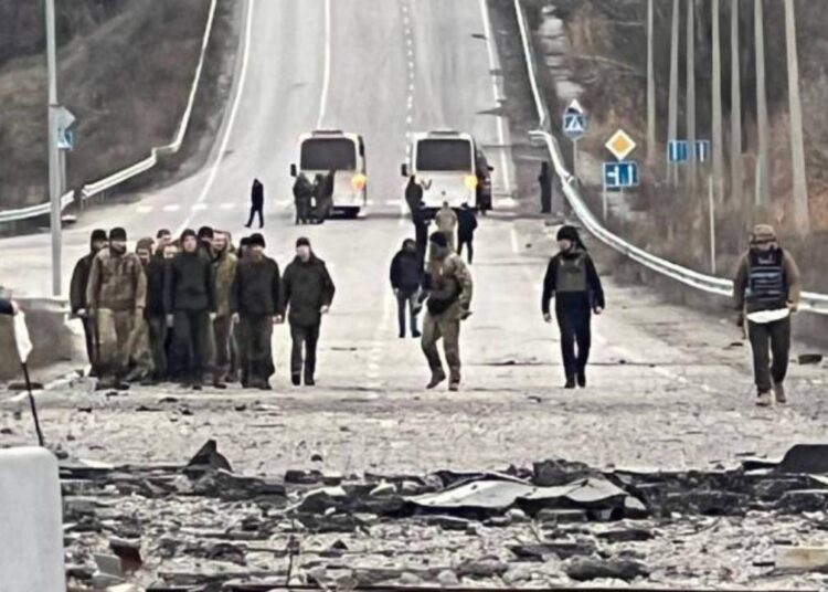 Rusya ile Ukrayna arasında 150 esir takası yapıldı