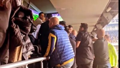 Kayserispor'u yenen Fenerbahçe umudunu gelecek haftaya taşıdı 2 Kayserispor'u yenen Fenerbahçe umudunu gelecek haftaya taşıdı