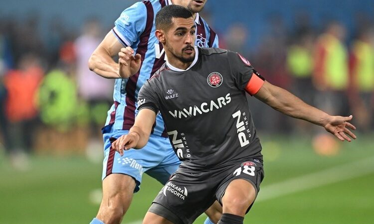 Fenerbahçe'de ilk transfer tamam: Bonservis ücreti ortaya çıktı! 1 Fenerbahçe’de ilk transfer tamam: Bonservis ücreti ortaya çıktı!