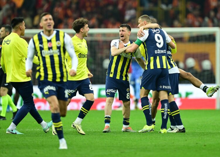 Safa Kar yazdı I Fenerbahçe’ye derbi tesellisi