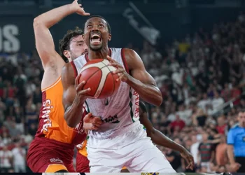 Galatasaray’ı eleyen Pınar Karşıyaka yarı finalde