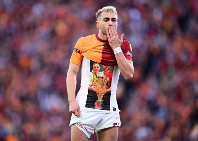 Fatih Karagümrük engelini de aşan Galatasaray rekorlarla şampiyonluğa koşuyor