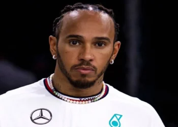 Ünlü Formula 1 pilotu Lewis Hamilton’dan İsrail’e: Yeter artık!