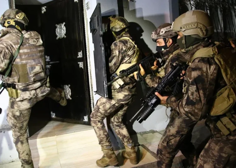 IŞİD’e operasyon! 12 ilde 41 gözaltı