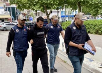 Kırmızı bültenle aranan IŞİD’in komutanı Türkiye’de yakalandı