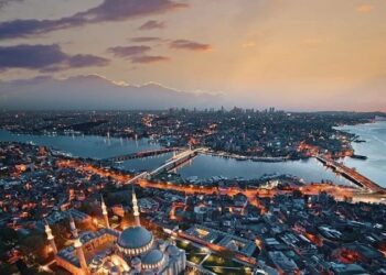 İstanbul ilk 3 ayda yaklaşık 3,8 milyon yabancı ziyaretçi ağırladı