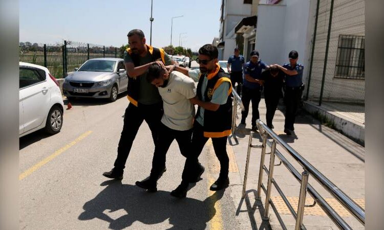 İsveç çetesi lideri Adana'da yakalandı 1 İsveç çetesi lideri Adana’da yakalandı