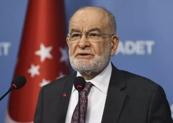 Karamollaoğlu: Artık sağlığım elvermiyor, genel başkanlığı bırakacağım