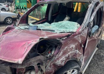 Köprü ayağına çarpan araçta 4 ceset çıktı