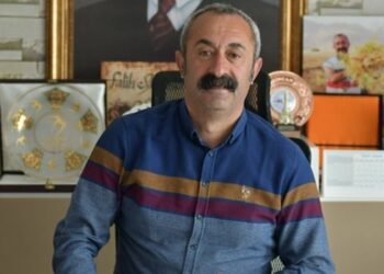 Memleketine dönen ‘Komünist Başkan’ arıcılık yapıyor