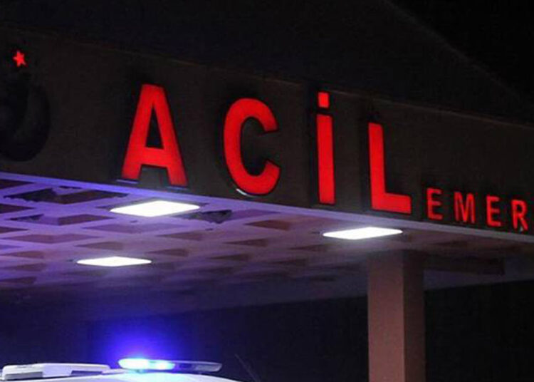 Muğla'da öğrencileri taşıyan otobüs devrildi: 25 yaralı 1 Muğla’da öğrencileri taşıyan otobüs devrildi: 25 yaralı