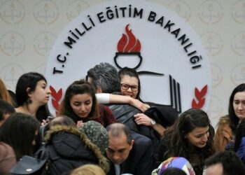 MEB, 20 bin sözleşmeli öğretmen alımı için başvuru tarih ve şartlarını açıkladı
