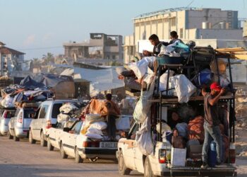 İsrail, Refah’a kara saldırısı başlattı! Gazzeliler son sığınaklarından da kaçıyor