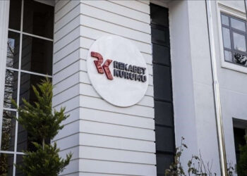 İstanbul’un Fransız liselerine 21,3 milyon lira idari para cezası