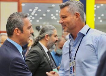 Sadettin Saran çekildi, Ali Koç yeniden aday