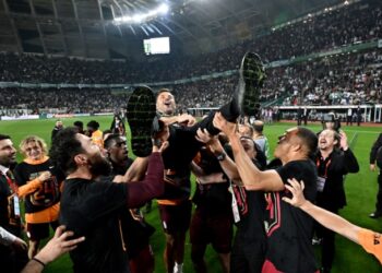 Galatasaray şampiyonluk kutlamasının tarihini ve bilet fiyatlarını belirledi