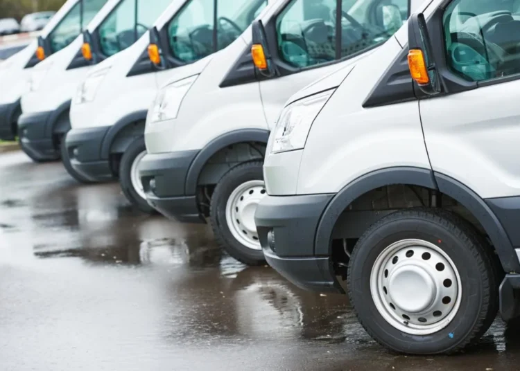 Kamuda tasarrufu memurlar yapacak! Servis yerine toplu taşıma kartı 1 Kamuda tasarrufu memurlar yapacak! Servis yerine toplu taşıma kartı