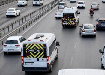 Servis maliyeti 3’e katlandı: Memurlara toplu taşıma kartı mı geliyor?