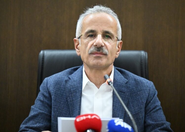 Bakan Uraloğlu'ndan köprü ve otoyol ücreti değerlendirmesi: 'Zam değil güncelleme' 1 Bakan Uraloğlu’ndan köprü ve otoyol ücreti değerlendirmesi: ‘Zam değil güncelleme’