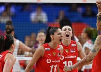 Filenin Sultanları Almanya’yı 3-1 yendi! Sırada Sırbistan var