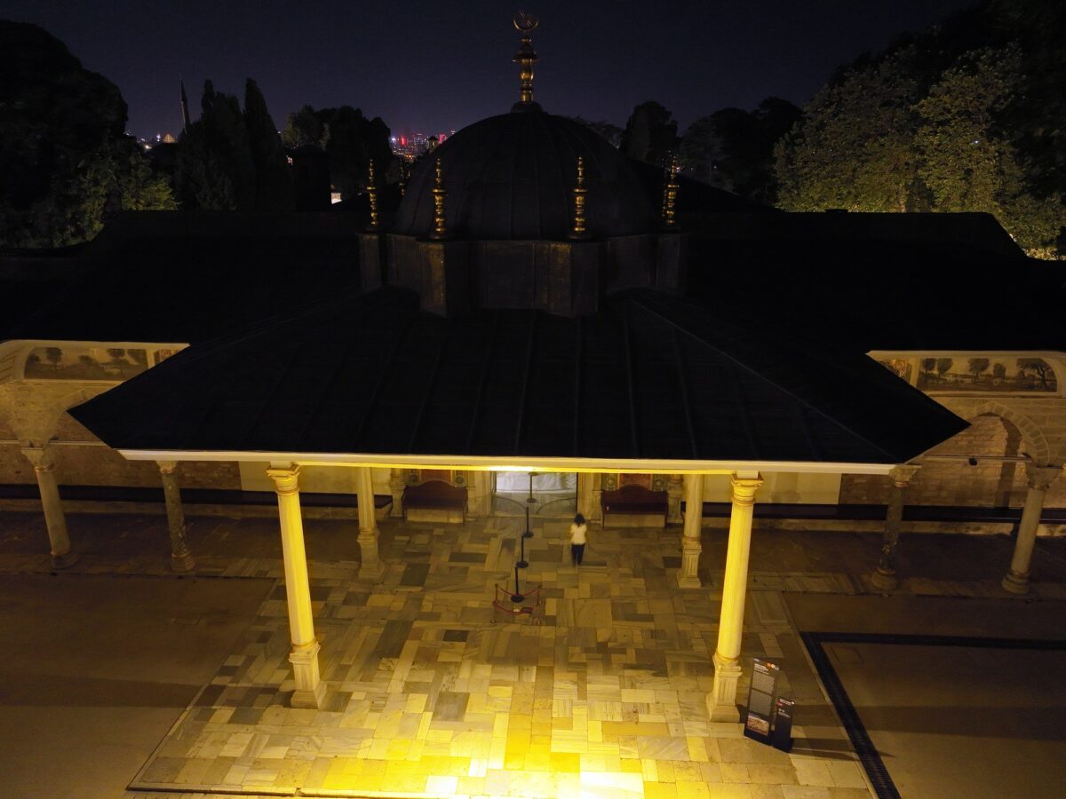 Gündüz 250, gece 1000 TL: Topkapı Sarayı’nı akşam ziyaret etmek isteyen 4 kat fazla ödeyecek