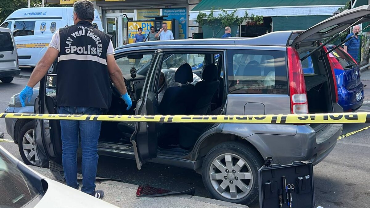 Öldürülen lise müdür yardımcısı son yolculuğuna uğurlandı 5 Öldürülen lise müdür yardımcısı son yolculuğuna uğurlandı