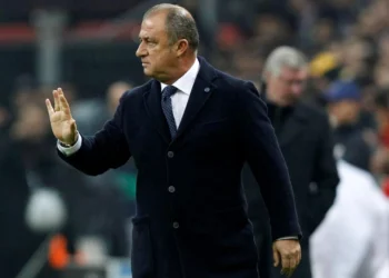 Fatih Terim’den sürpriz imza