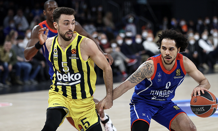Fenerbahçe-Anadolu Efes play-off serisinde 4. maç bu akşam oynanacak