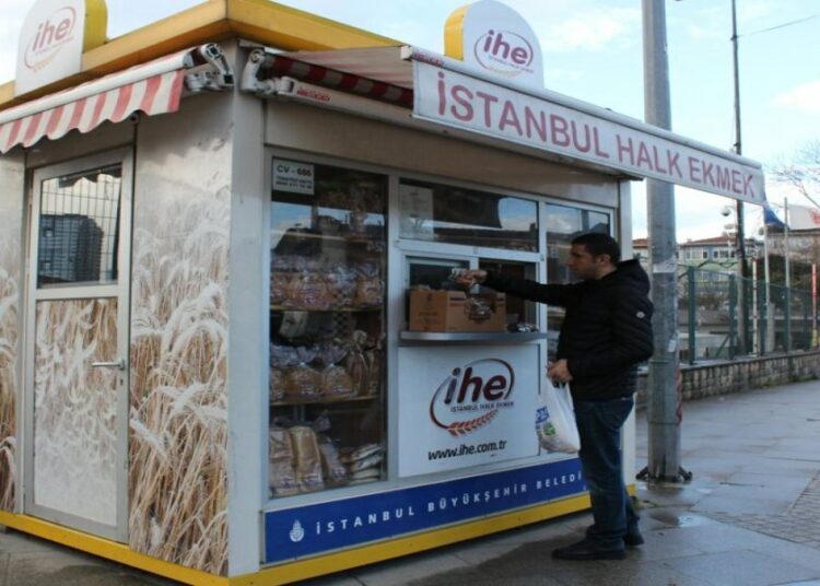İstanbul halk ekmekte yüzde 60'lık zam 1 İstanbul halk ekmekte yüzde 60’lık zam