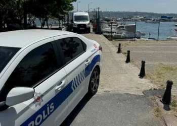 İstanbul’da denizde halıya sarılmış ceset bulundu