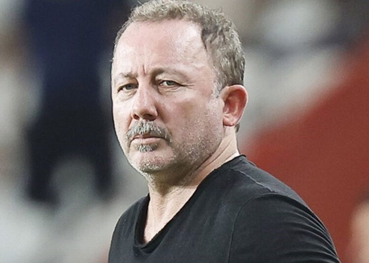Sergen Yalçın'dan Beşiktaş'a sitem: 'Daha fazla saygı duyulmasını beklerdim...' 1 Sergen Yalçın’dan Beşiktaş’a sitem: ‘Daha fazla saygı duyulmasını beklerdim…’