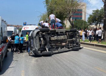 Aydın’da ambulans hastane yolunda kaza yaptı, taşıdığı hasta hayatını kaybetti