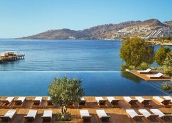 Bodrum’da fiyatlar güneşten daha çok yakıyor