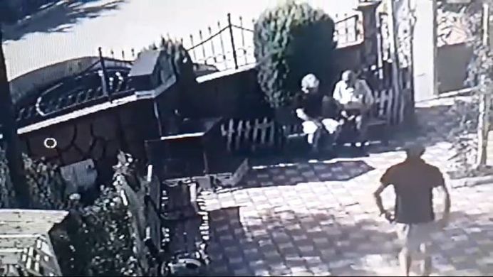 Bunu da mı görecektik? Cami tuvaletinde şok eden anlar!
