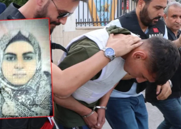 Komşu kadını çocuğunun önünde bilezikleri için öldürmüş