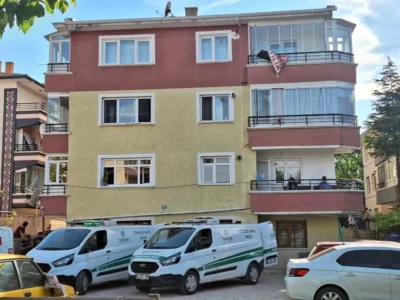 Evinde eşini başkasıyla yakalayan koca ikisini de öldürüp intihar etti 3 Evinde eşini başkasıyla yakalayan koca ikisini de öldürüp intihar etti