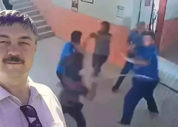 Iraklı öğrenci velisi, müdür ve hizmetliyi zincirle darp etti