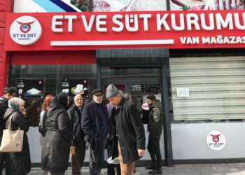 “Emekliler et yiyebilmek için taziye evi gözlüyor”