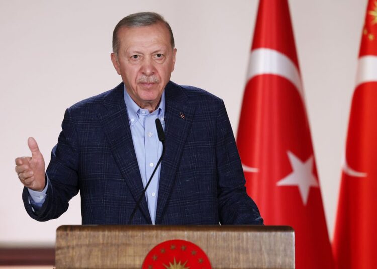 Erdoğan'dan 'Cumhur İttifakı' çıkışı: Fitne kazanı kaynatanların oyunlarına gelmeyeceğiz 1 Erdoğan’dan ‘Cumhur İttifakı’ çıkışı: Fitne kazanı kaynatanların oyunlarına gelmeyeceğiz