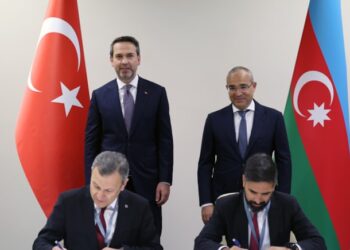 Azerbaycan ile gaz anlaşması uzatıldı