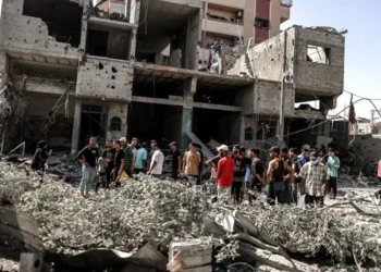 İsrail, Gazze’yi bayramda da vurdu: 6’sı çocuk 15 Filistinli öldü 2 İsrail, Gazze’yi bayramda da vurdu: 6’sı çocuk 15 Filistinli öldü