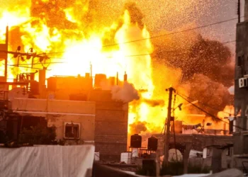 Mülteci kampı vuruldu! Ölü ve yaralılar var