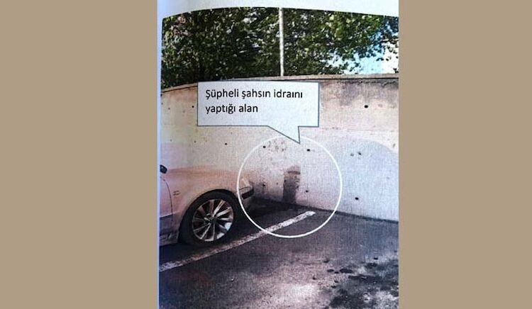 Jandarma duvarına idrarını yapınca ‘kamu malına zarar verme’ suçundan 3 yıl hapsi istendi 1 Jandarma duvarına idrarını yapınca ‘kamu malına zarar verme’ suçundan 3 yıl hapsi istendi