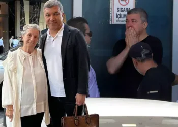 Küçükkaya’nın acı günü: Annesi denizde kalp krizi geçirip hayatını kaybetti