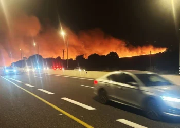Hizbullah İsrail’i ateşe verdi! 6 uçak yangınları söndürmeye çalışıyor