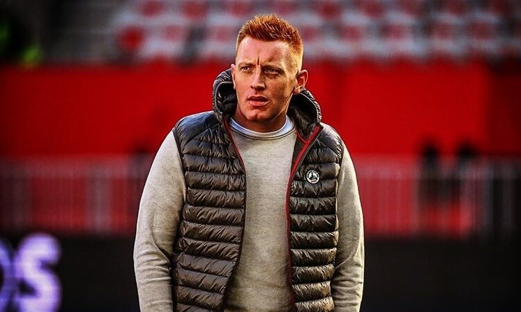 Bilgisayar oyunundan teknik direktörlüğe uzanan kariyer: Artık gerçek bir takımın başında