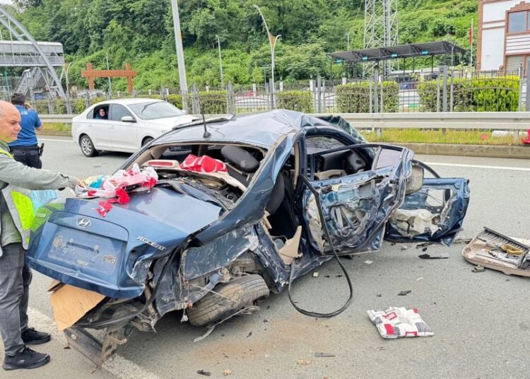 Rize’de feci kaza: Anne ile iki çocuk öldü, baba ve bir çocuk ağır yaralı