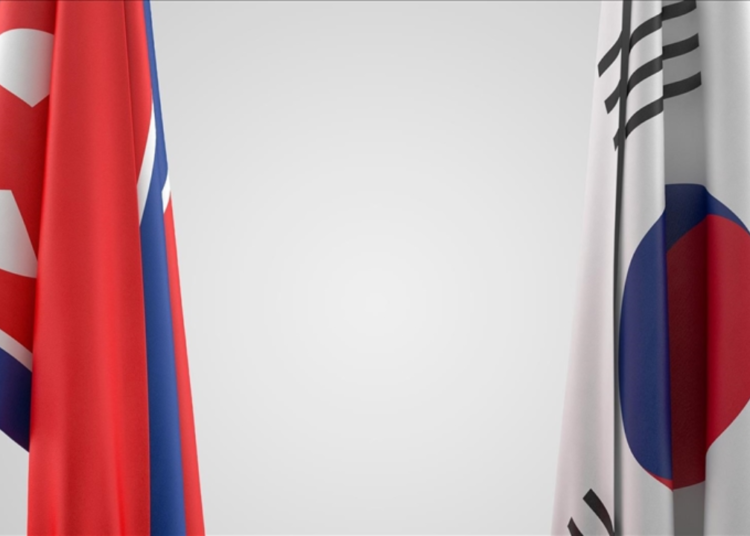 Kuzey Koreli askerler sınırı geçti, Güney Kore ordusu uyarı ateşi açtı 1 Kuzey Koreli askerler sınırı geçti, Güney Kore ordusu uyarı ateşi açtı